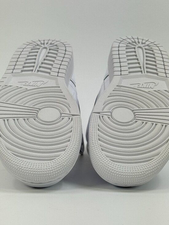 Air Jordan 1 Mid \'Triple White\' 554724-136 Multi Size main image 12